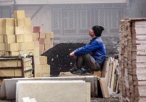 بیمه‌ی کارگران ساختمانی تاثیری روی قیمت ملک ندارد/ وزارت راه کنار کارگران بایستد